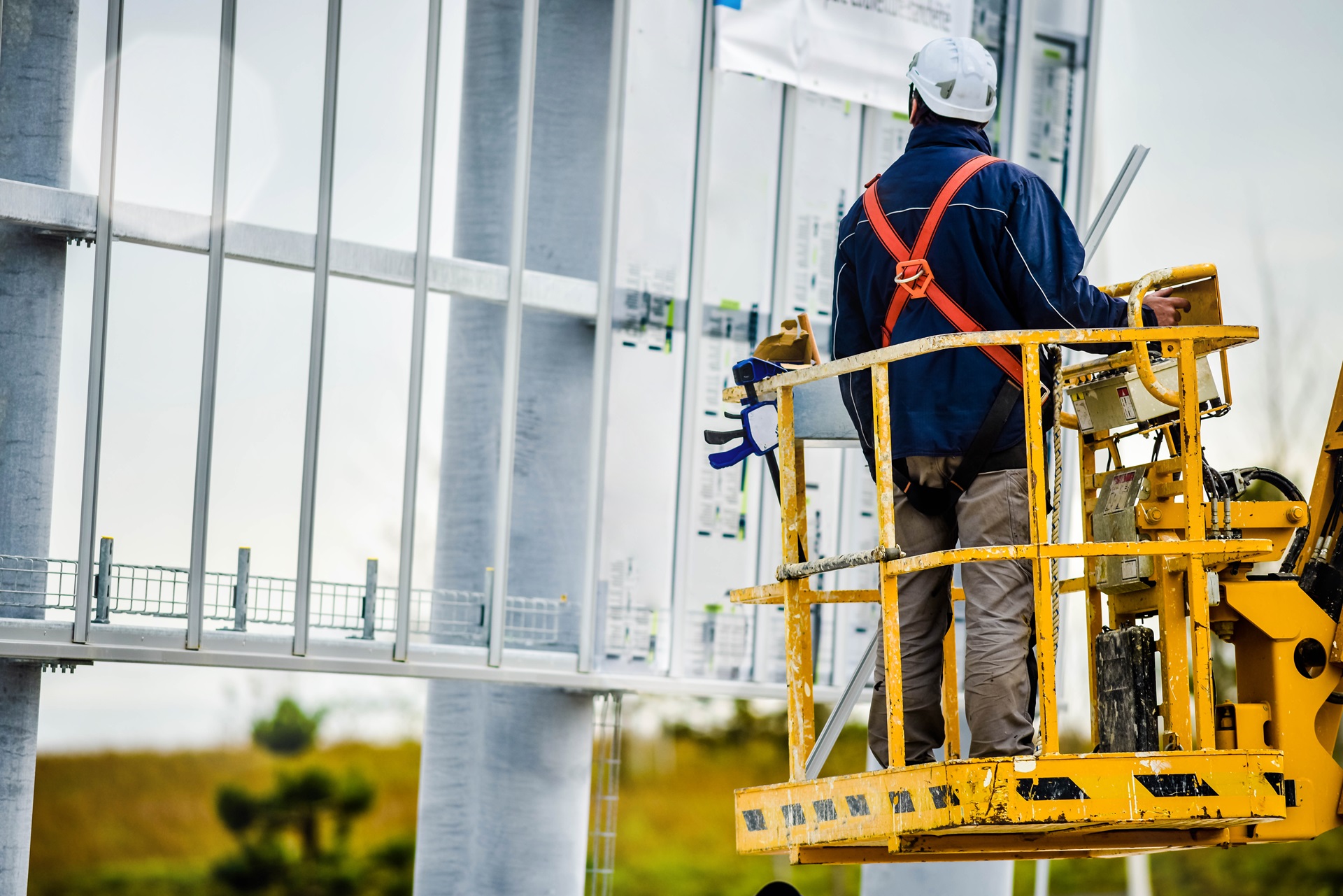 Worker,Specialized,In,Working,At,Heights